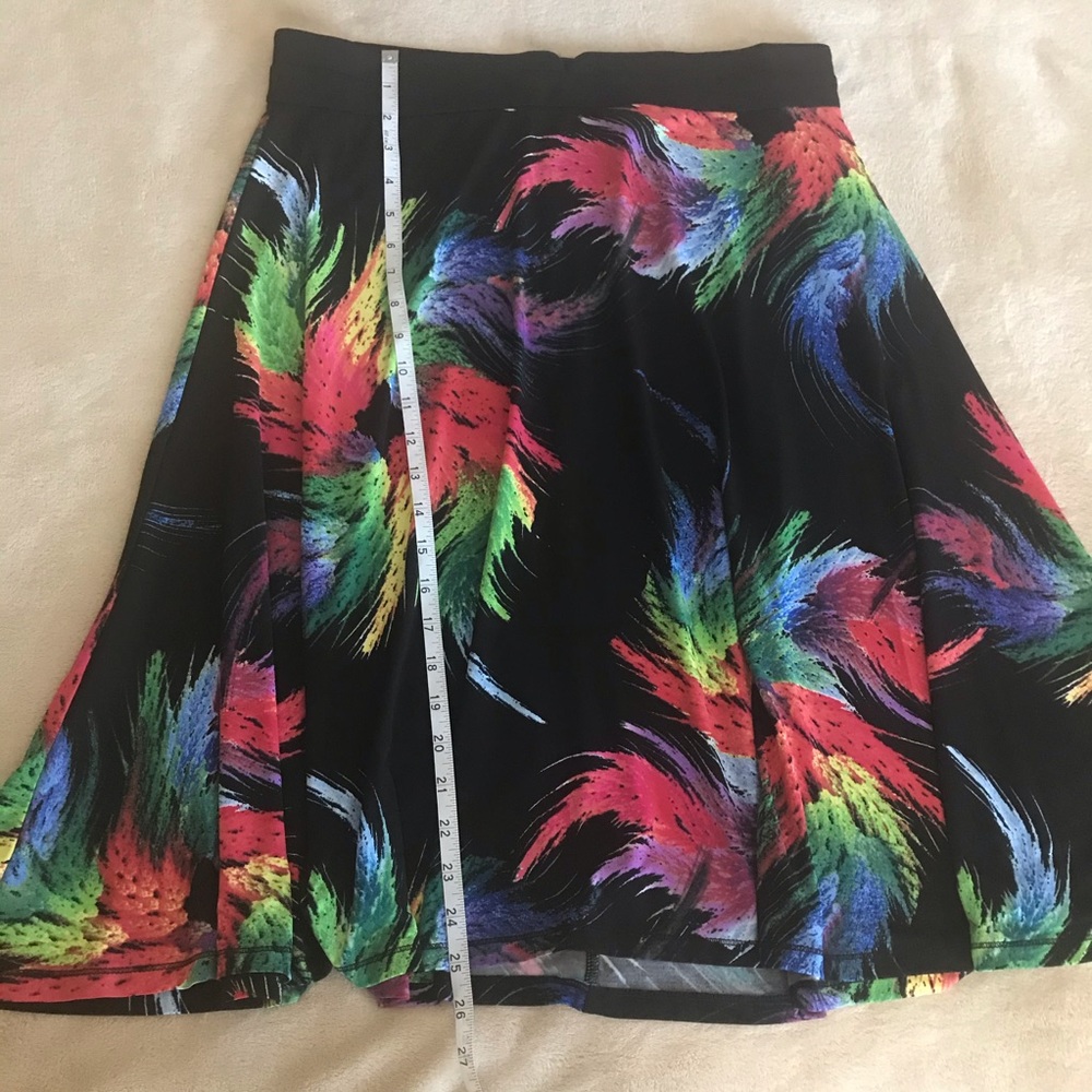 Carmen Marc Valvo Skirt - Size 12 - Picture 5 of 10